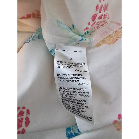 Chico's Button Up Roll Sleeves Up or Down White Pineapple Novelty Blouse 3 - L - Picture 5 of 6